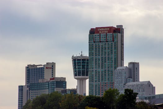 Skyline Jewel Hotels in Canada Edmonton Tower Grandeur